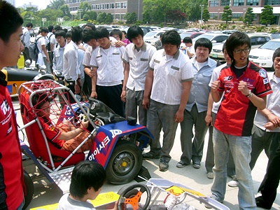 ST832568.JPG